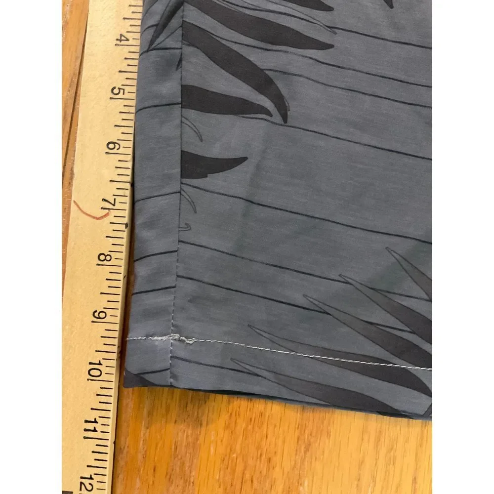 Pipe Line Shorts‎ Men's 48 Gray Leaf Print